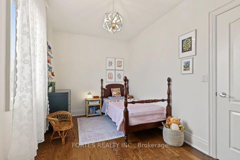 Photo 21 at 154 Holborne Avenue, East York, Toronto