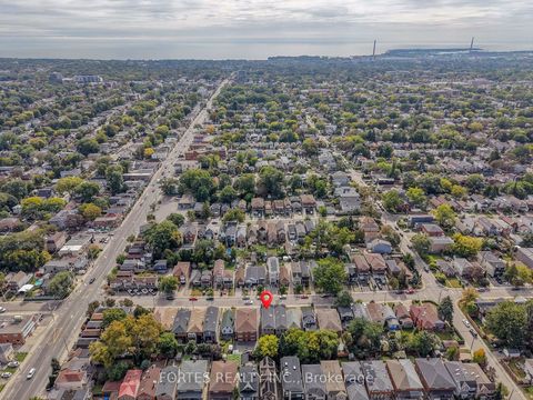 Photo 34 at 154 Holborne Avenue, East York, Toronto