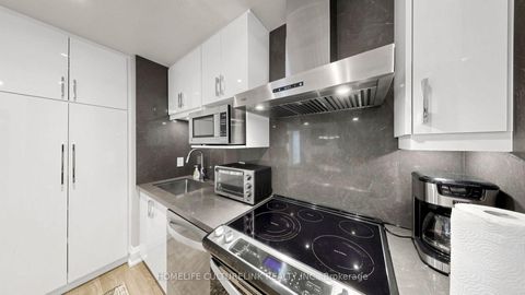 Photo 17 at 1123 - 100 Harrison Garden Boulevard, Willowdale East, Toronto