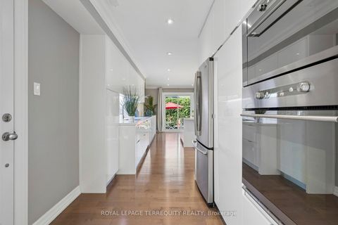 Photo 9 at 10 Scarboro Avenue, Highland Creek, Toronto
