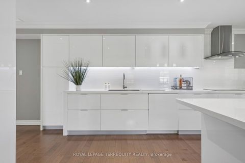Photo 11 at 10 Scarboro Avenue, Highland Creek, Toronto