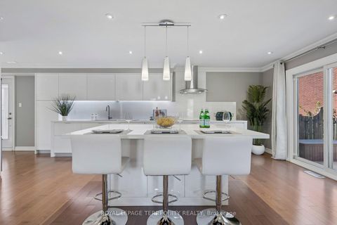 Photo 12 at 10 Scarboro Avenue, Highland Creek, Toronto