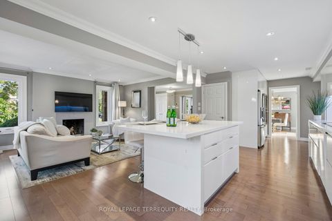 Photo 13 at 10 Scarboro Avenue, Highland Creek, Toronto