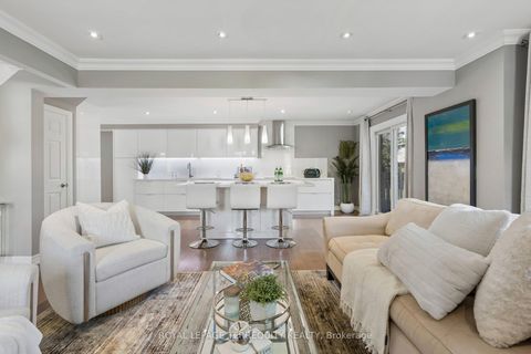Photo 17 at 10 Scarboro Avenue, Highland Creek, Toronto