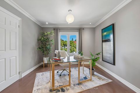 Photo 23 at 10 Scarboro Avenue, Highland Creek, Toronto