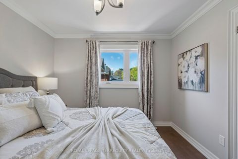 Photo 33 at 10 Scarboro Avenue, Highland Creek, Toronto