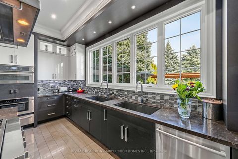 Photo 17 at 65 Parr Place, Uplands, Vaughan