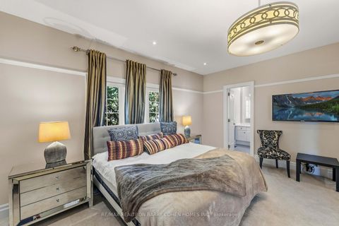 Photo 30 at 65 Parr Place, Uplands, Vaughan