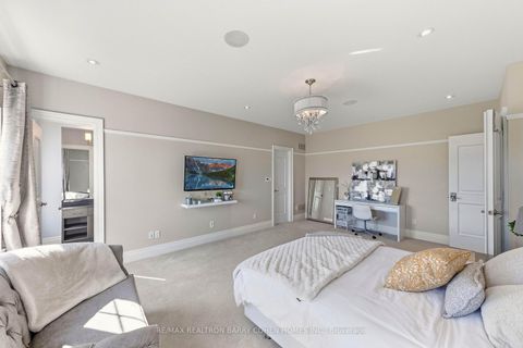 Photo 33 at 65 Parr Place, Uplands, Vaughan