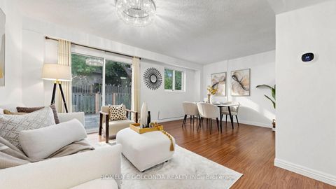Photo 4 at 69 - 1290 Bridletowne Circle, L'Amoreaux, Toronto