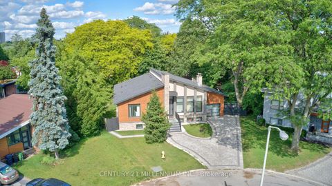 Photo 3 at 12 Legato Court, Don Mills, Toronto