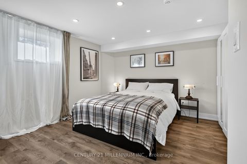 Photo 28 at 12 Legato Court, Don Mills, Toronto