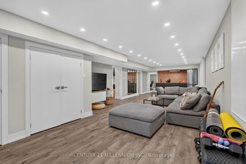 Photo 35 at 12 Legato Court, Don Mills, Toronto