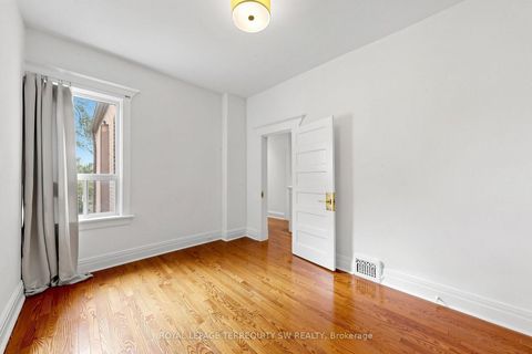 Photo 15 at 105 Barker Avenue, East York, Toronto