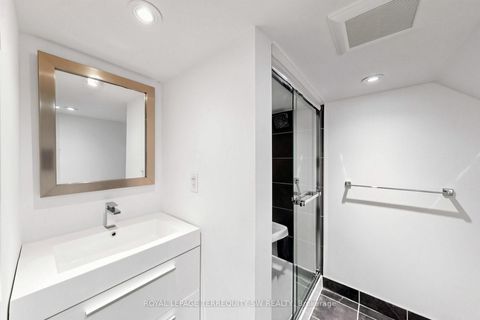 Photo 21 at 105 Barker Avenue, East York, Toronto