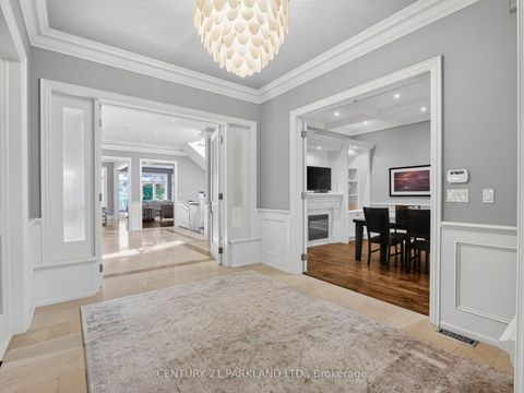 Photo 4 at 171 Oxford Street, Mill Pond, Richmond Hill