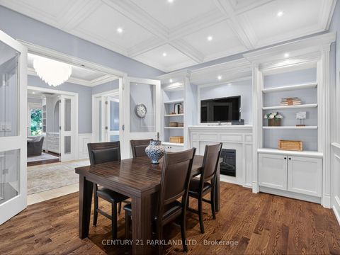 Photo 5 at 171 Oxford Street, Mill Pond, Richmond Hill