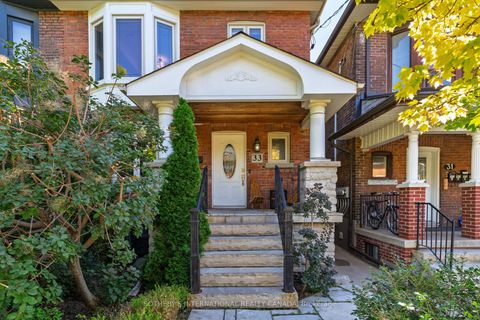 Photo 1 at 33 Beatrice Street, Bellwoods, Toronto