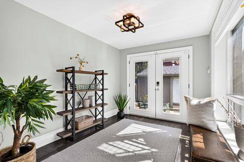 Photo 9 at 33 Beatrice Street, Bellwoods, Toronto