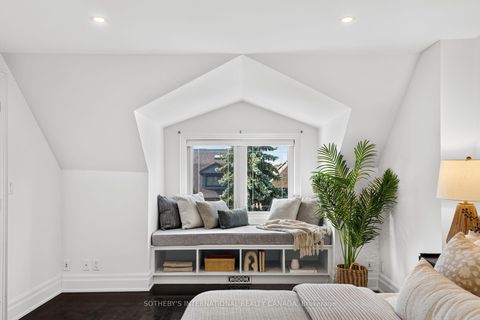Photo 28 at 33 Beatrice Street, Bellwoods, Toronto