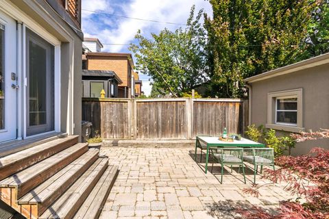 Photo 41 at 33 Beatrice Street, Bellwoods, Toronto