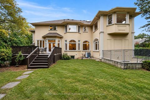 Photo 41 at 18 Donna Mae Crescent, Yorkhill, Vaughan