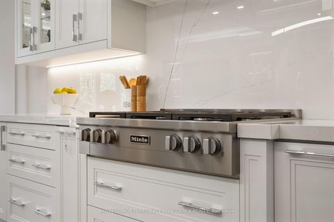 Photo 12 at 319B Horsham Avenue, Willowdale West, Toronto