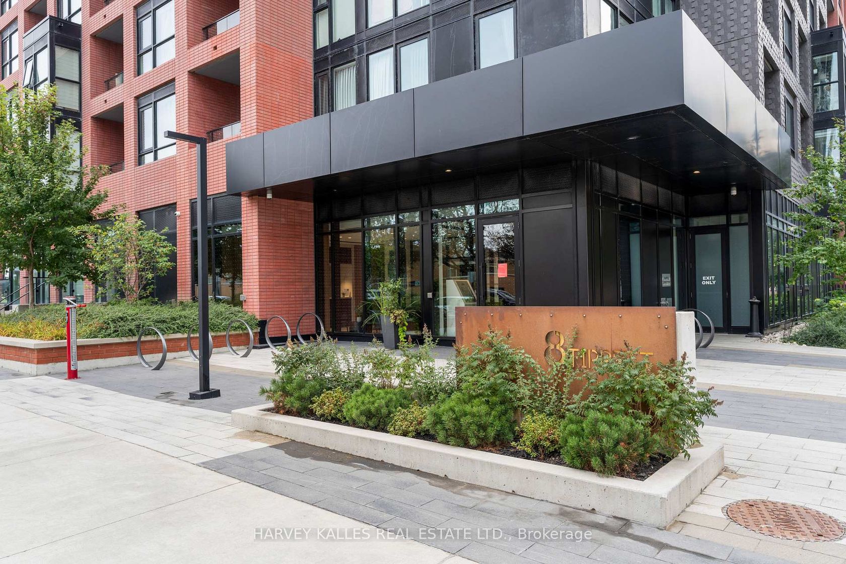 1105 - 8 Tippett Road, Clanton Park, Toronto 