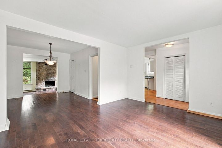 Photo 3 at 102 Anndale Drive, Willowdale East, Toronto