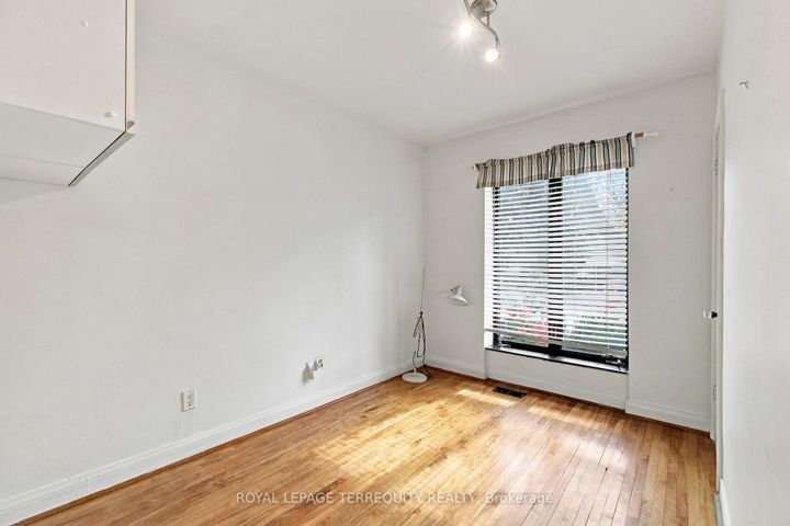Photo 11 at 102 Anndale Drive, Willowdale East, Toronto