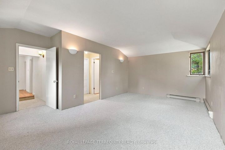 Photo 13 at 102 Anndale Drive, Willowdale East, Toronto