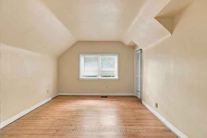 Photo 16 at 102 Anndale Drive, Willowdale East, Toronto