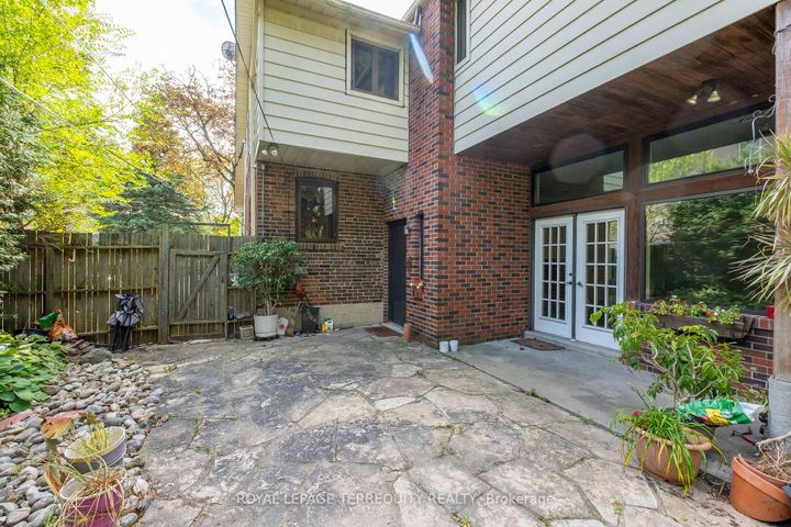 Photo 24 at 102 Anndale Drive, Willowdale East, Toronto