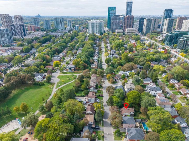 Photo 30 at 102 Anndale Drive, Willowdale East, Toronto