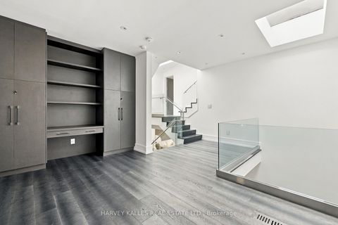 Photo 26 at 554 St Clements Avenue, Forest Hill North, Toronto