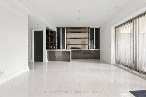 Photo 43 at 554 St Clements Avenue, Forest Hill North, Toronto