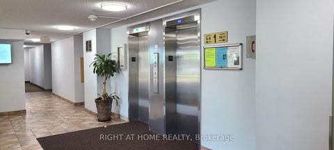 Photo 4 at 405 - 10 TAPSCOTT Road, Malvern, Toronto