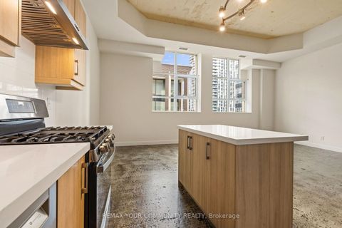 Photo 13 at 839 - 155 Dalhousie Street, Yonge Corridor, Toronto