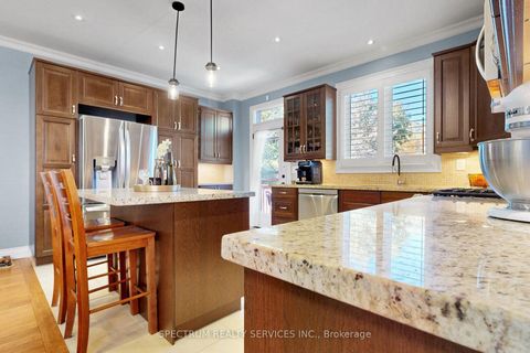 Photo 15 at 254 John Street, Weston, Toronto