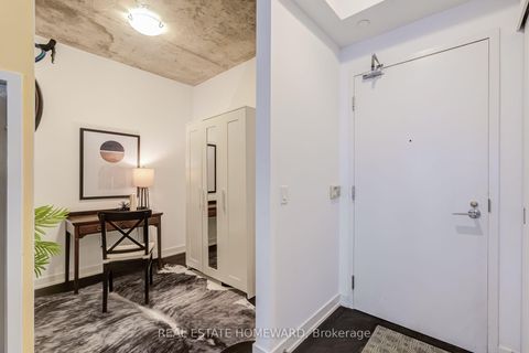 Photo 3 at 515 - 1030 King Street W, Niagara, Toronto