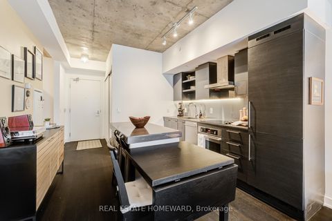 Photo 7 at 515 - 1030 King Street W, Niagara, Toronto