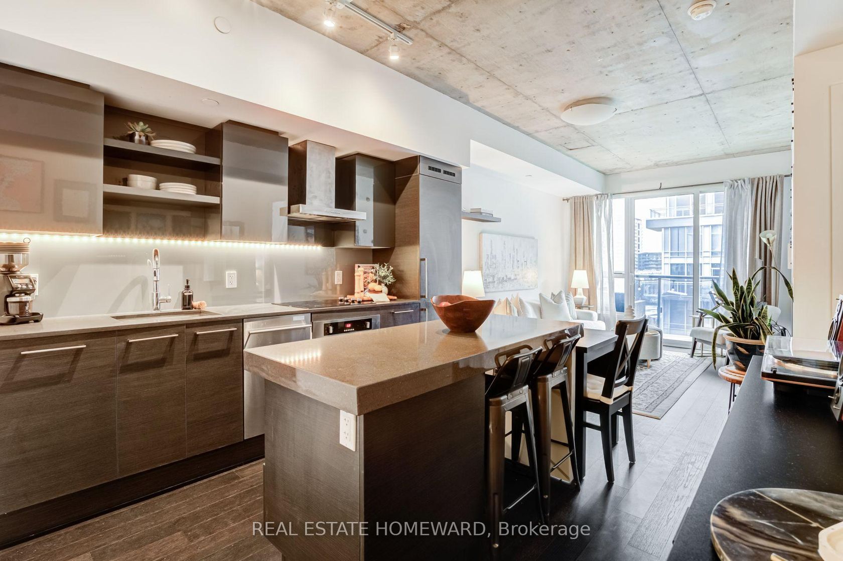 515 - 1030 King Street W, Niagara, Toronto 