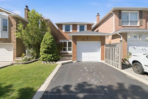 Photo 2 at 38 White Boulevard, Brownridge, Vaughan