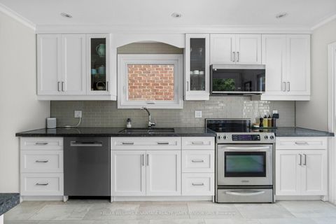 Photo 7 at 38 White Boulevard, Brownridge, Vaughan