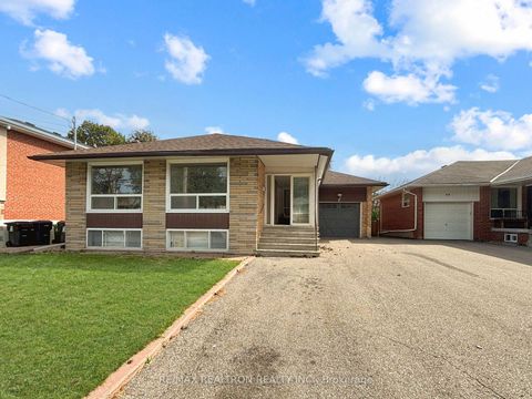 Photo 0 at 97 Overbrook Place, Bathurst Manor, Toronto