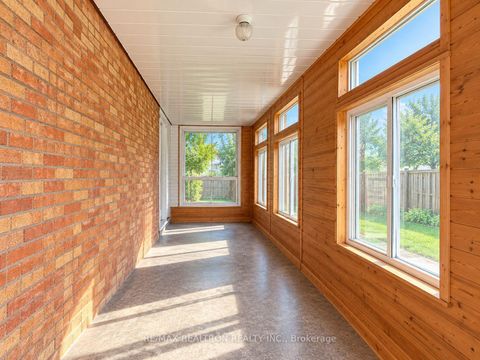 Photo 4 at 97 Overbrook Place, Bathurst Manor, Toronto