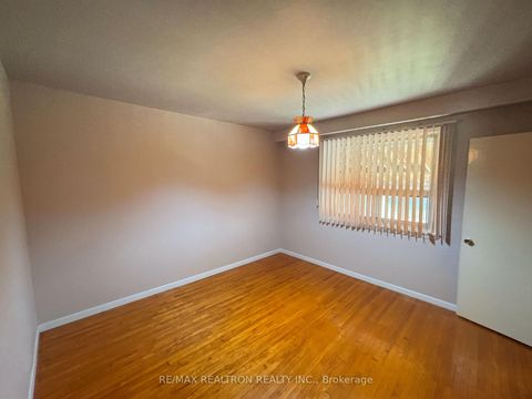 Photo 14 at 97 Overbrook Place, Bathurst Manor, Toronto