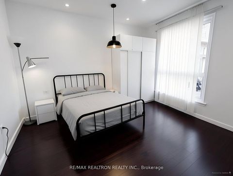 Photo 15 at 97 Overbrook Place, Bathurst Manor, Toronto