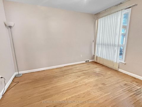 Photo 16 at 97 Overbrook Place, Bathurst Manor, Toronto