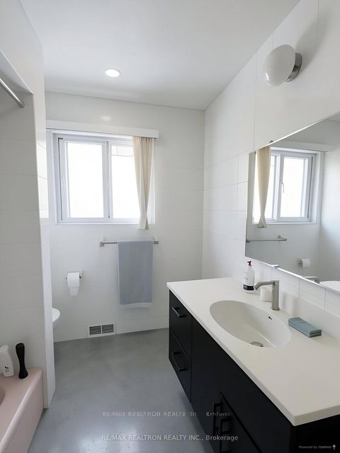 Photo 25 at 97 Overbrook Place, Bathurst Manor, Toronto